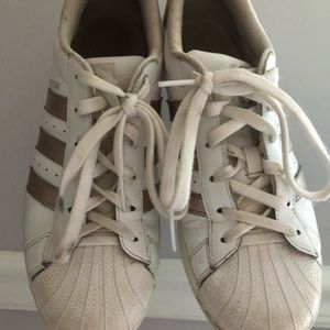 Adidas superstars rose gold
